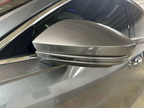 Used 2021 Audi A8 L 3.0T w/ Executive Plus Package AWD/4WD image 26