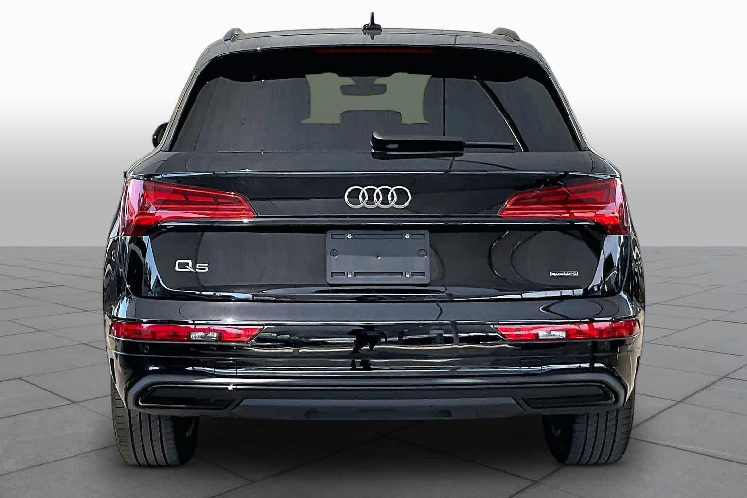 Used 2025 Audi Q5 2.0T Premium w/ Convenience Plus Package AWD/4WD image 4