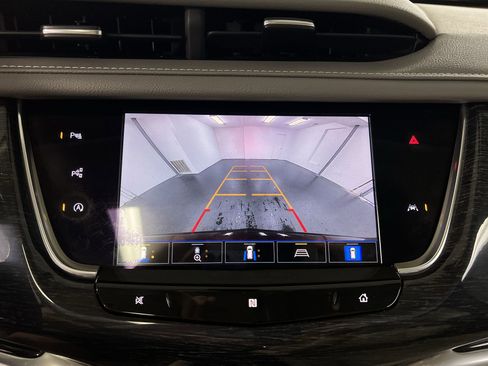 Used 2021 Cadillac XT6 Premium Luxury image 52