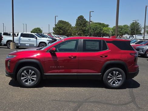 New 2026 Chevrolet Equinox LT w/ Safety and Technology Package FWD image 2