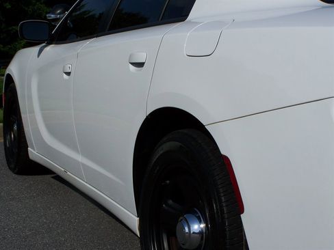 Used 2017 Dodge Charger Police w/ Fleet Park Assist Group RWD image 23
