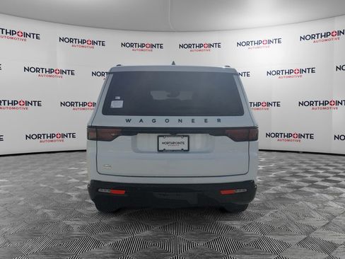 New 2025 Jeep Wagoneer Series II w/ Convenience Group I image 5