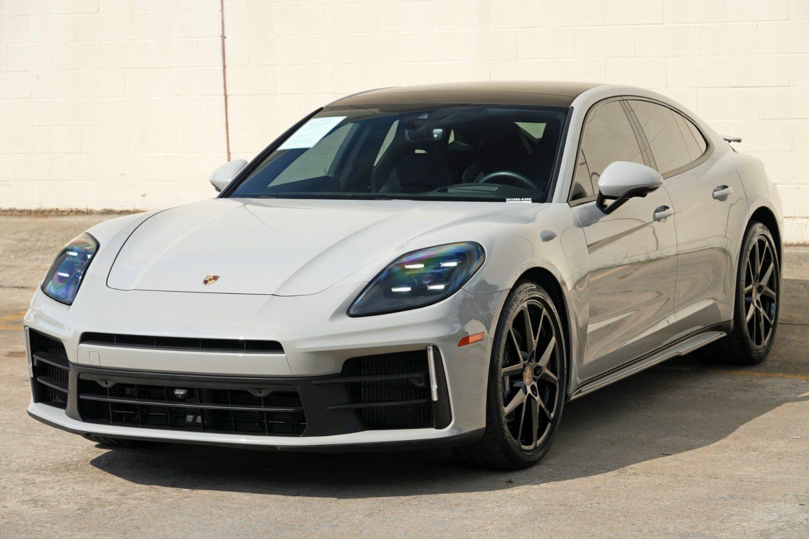 Used 2025 Porsche Panamera image 55