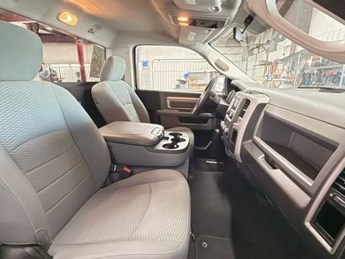 Used 2018 RAM 1500 Express RWD image 19