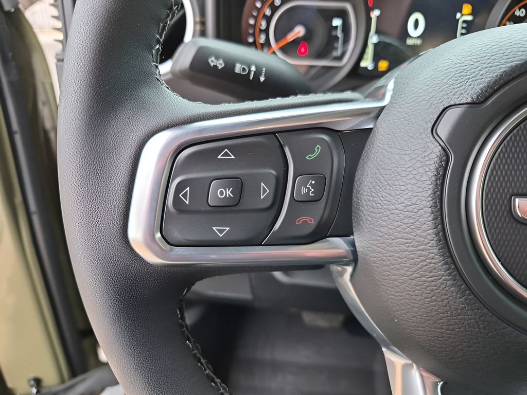 New 2026 Jeep Wrangler Unlimited Sahara AWD/4WD image 33