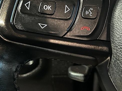 Used 2019 Jeep Wrangler Sport AWD/4WD image 56