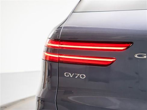 New 2026 Genesis GV70 2.5T Select AWD/4WD image 15