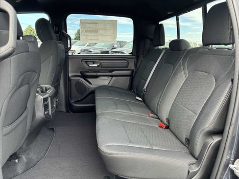 New 2026 RAM 1500 Express AWD/4WD image 22