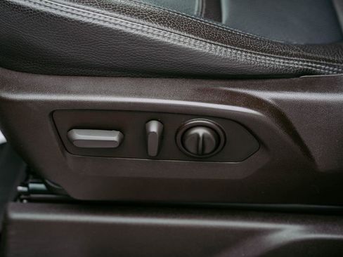 Used 2020 GMC Sierra 2500 Denali w/ Gooseneck/5TH Wheel Package image 16