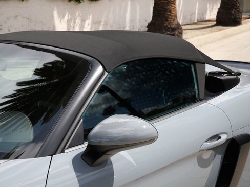 Used 2024 Porsche 718 Boxster Spyder RS RWD image 6