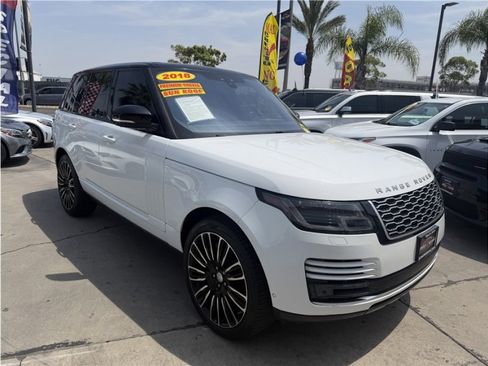 Used 2018 Land Rover Range Rover HSE AWD/4WD image 8