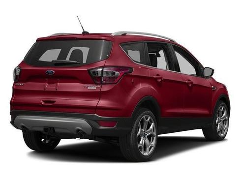 Used 2017 Ford Escape Titanium image 3