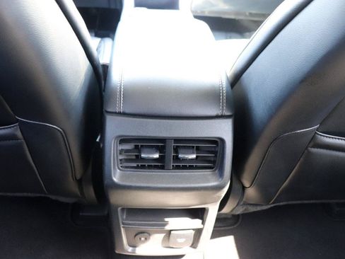 Used 2024 Ford Edge Titanium AWD/4WD image 20