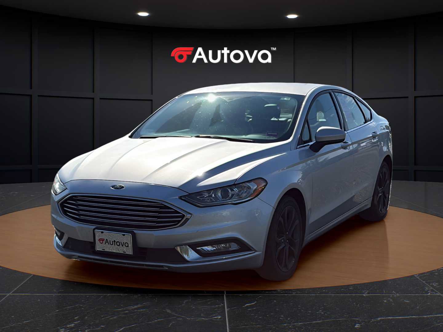 Used 2018 Ford Fusion SE w/ Equipment Group 201A FWD image 1