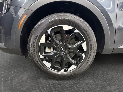 Used 2024 Kia Sorento S AWD/4WD image 9