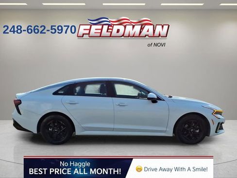 Used 2025 Kia K5 LXS FWD image 7