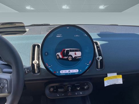 Used 2025 MINI Cooper Countryman S w/ Comfort Package Max image 24