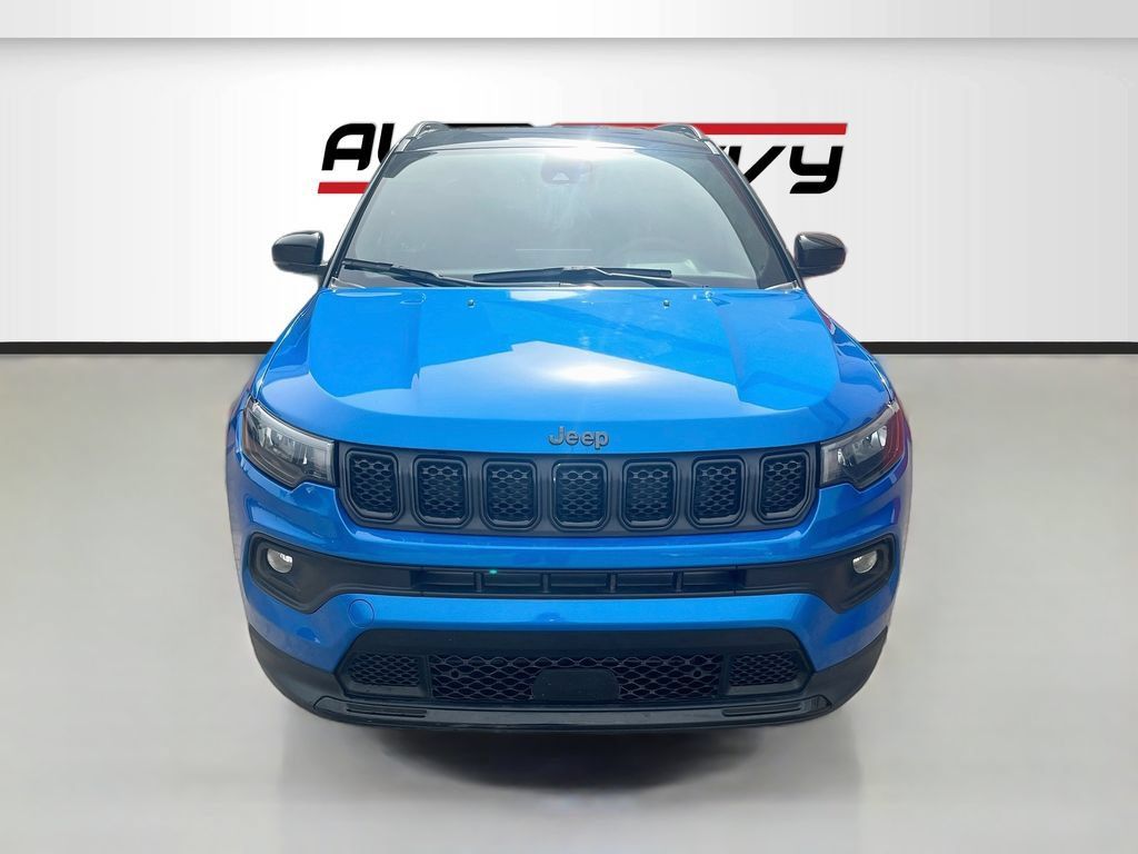 Used 2026 Jeep Compass Limited AWD/4WD image 2
