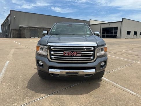 Used 2018 GMC Canyon SLT w/ Driver Alert Package RWD image 2