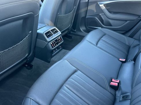 Used 2021 Audi A7 3.0T Premium Plus w/ Premium Plus image 4