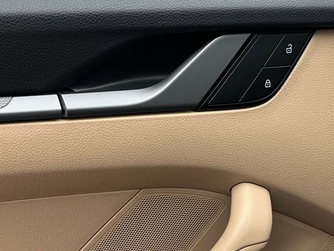 Used 2024 Porsche 911 Carrera S image 24