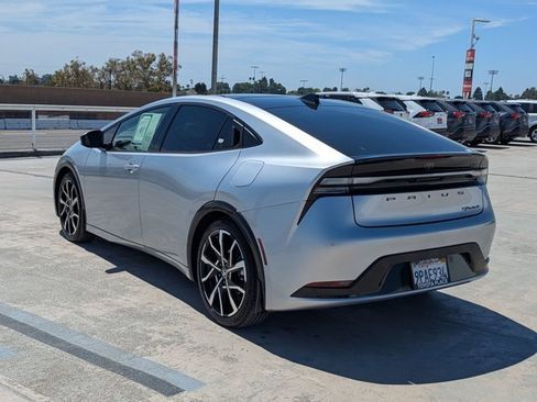 Used 2024 Toyota Prius Prime image 11