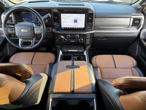 Used 2024 Ford F250 Platinum AWD/4WD image 16