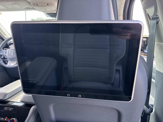 Used 2018 Lincoln Navigator Black Label w/ Cargo Package AWD/4WD image 14