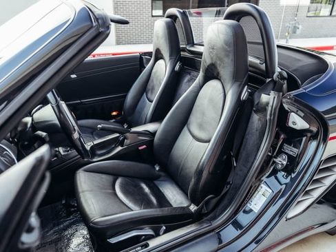 Used 2010 Porsche Boxster RWD image 5