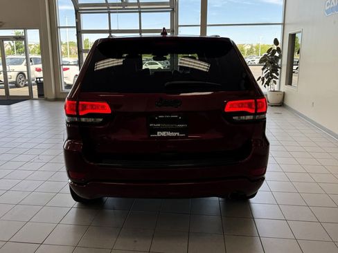 Used 2018 Jeep Grand Cherokee Altitude AWD/4WD image 58