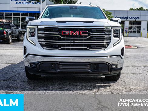 Used 2025 GMC Sierra 1500 SLT RWD image 11