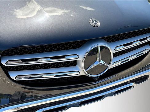 Certified 2022 Mercedes-Benz GLC 300 image 32