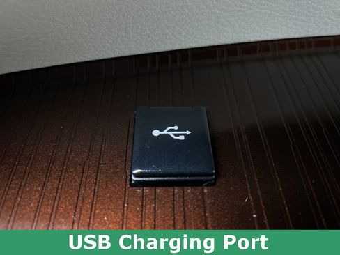 Used 2023 Toyota Sienna XLE image 34