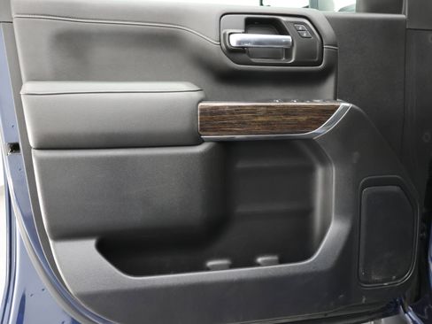 Used 2021 GMC Sierra 2500 SLE w/ X31 Off-Road Package image 37