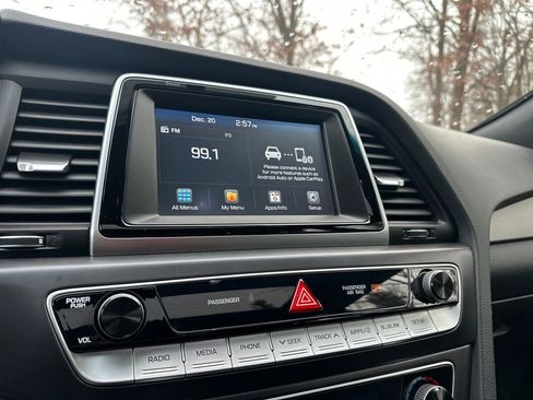 Used 2019 Hyundai Sonata Sport image 9