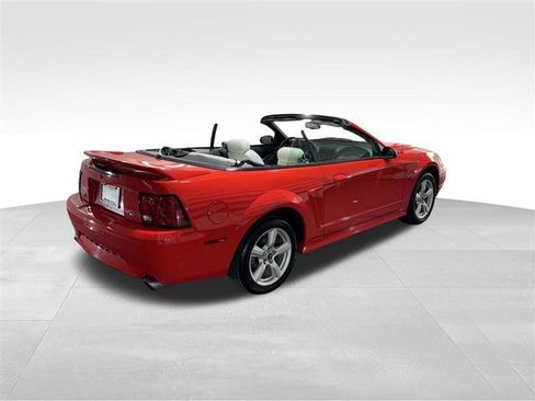 Used 2000 Ford Mustang GT RWD image 10
