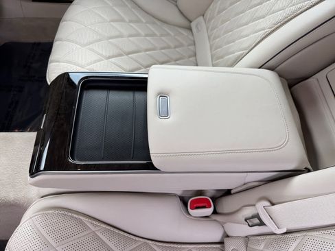 Certified 2022 Mercedes-Benz S 580 4MATIC Sedan w/ Warmth And Comfort Package image 17