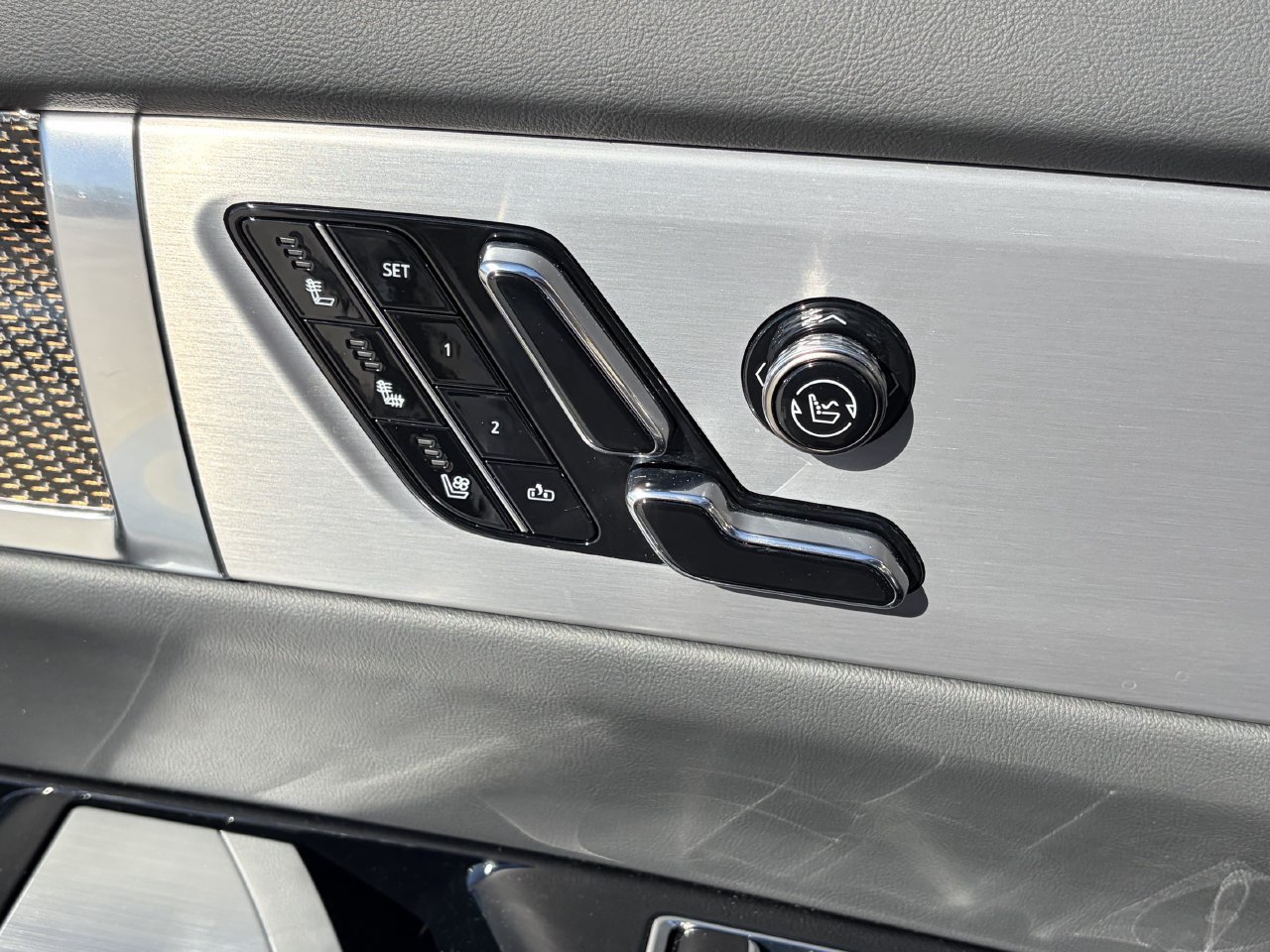Certified 2026 Cadillac Vistiq Luxury AWD/4WD image 20