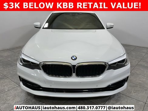 Used 2020 BMW 530i w/ Convenience Package image 4