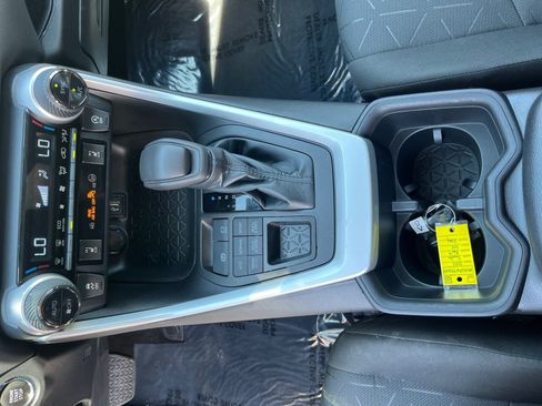 Used 2023 Toyota RAV4 XLE w/ XLE Grade Weather Package AWD/4WD image 23