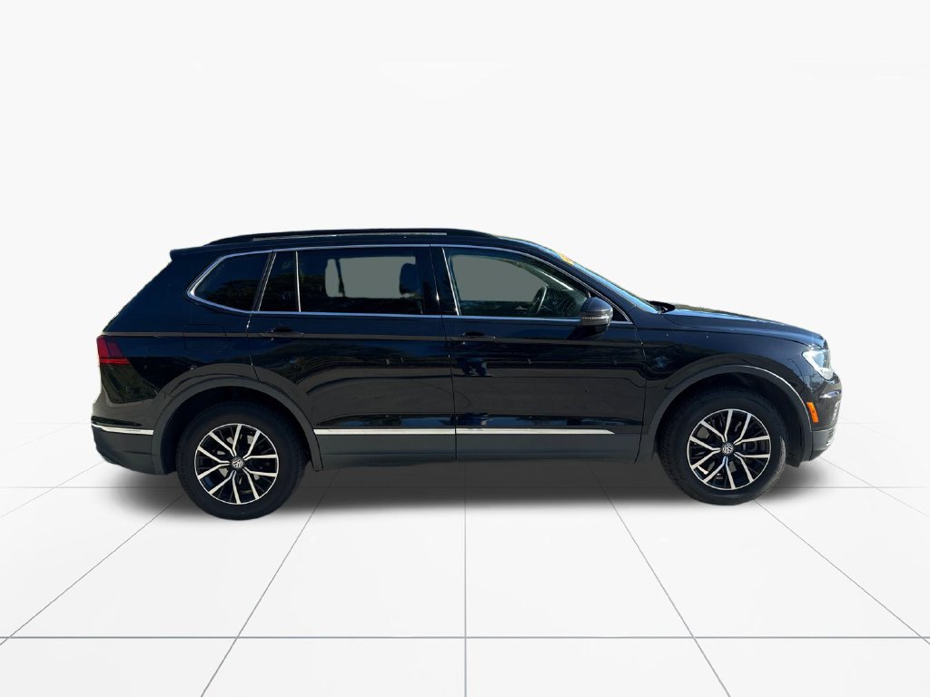 Used 2021 Volkswagen Tiguan SE FWD image 9