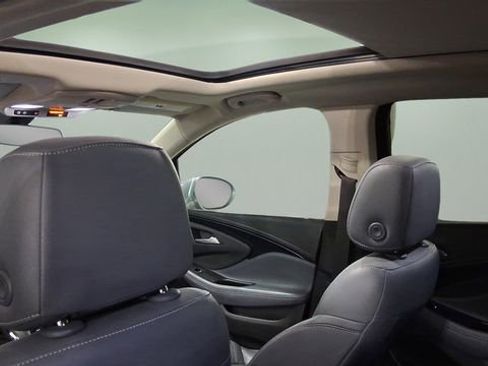 Used 2019 Buick Envision Essence image 26