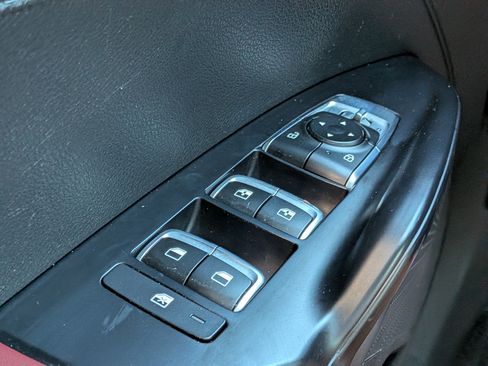 Used 2023 Kia K5 GT-Line image 22