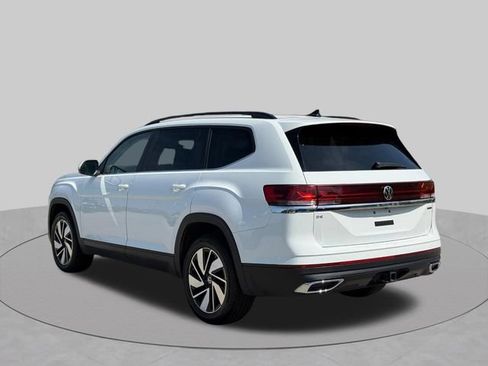 Used 2024 Volkswagen Atlas SE AWD/4WD image 5