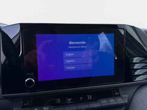 Used 2025 Toyota Camry LE w/ Convenience Package image 21