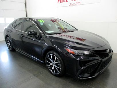 Used 2021 Toyota Camry SE w/ Convenience Package