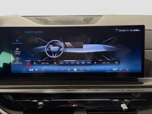 Used 2026 BMW X7 M60i AWD/4WD image 19