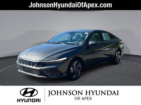 New 2025 Hyundai Elantra Limited FWD image 1