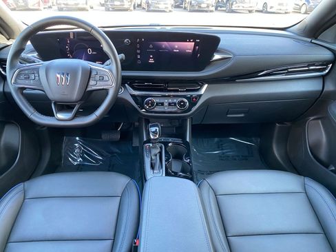 Used 2025 Buick Envista Sport Touring image 33