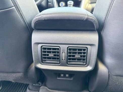 Certified 2022 Toyota Venza Limited w/ Advanced Technology Package AWD/4WD image 19